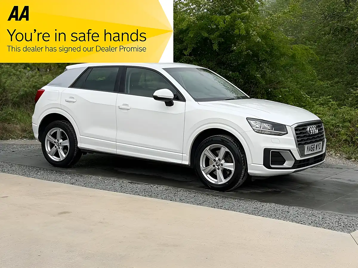 Used 2018 Audi Q2 Sport White - Front View