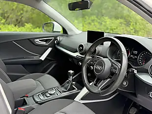 Used 2018 Audi Q2 Sport White - Interior and Exterior details 4