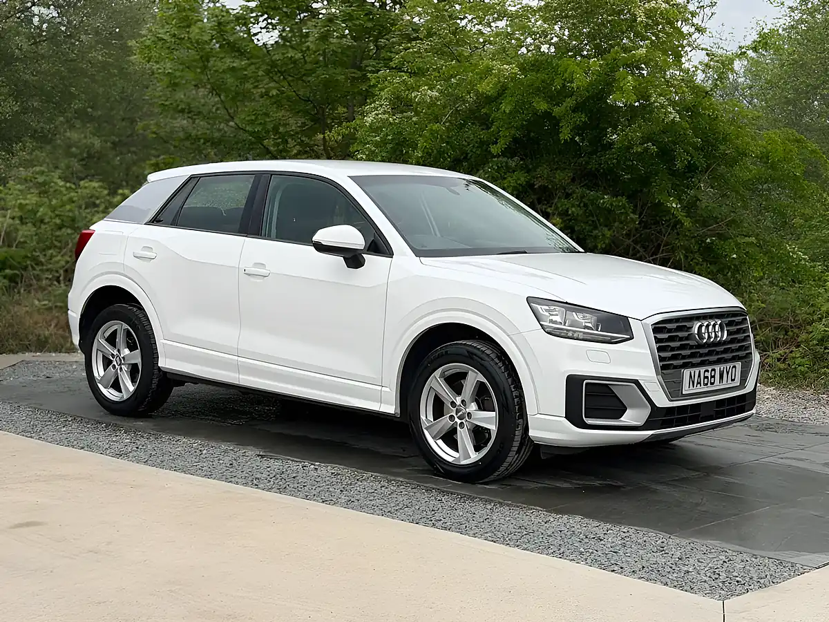 Used 2018 Audi Q2 Sport White - Interior and Exterior details 8