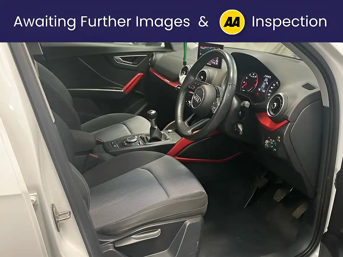 Used 2018 Audi Q2 Sport White - Interior and Exterior details 3