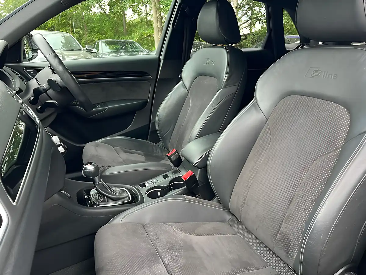 Used 2018 Audi Q3 Black Edition White - Interior and Exterior details 12
