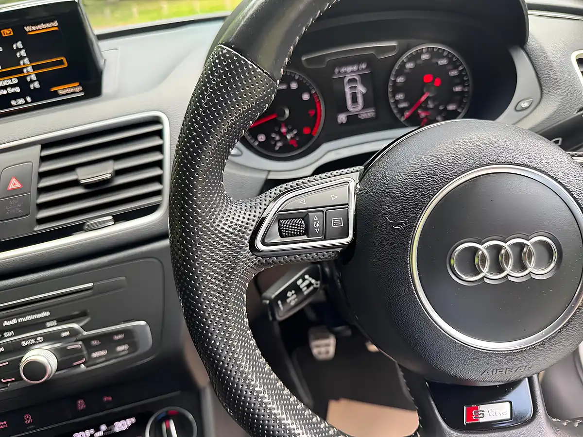 Used 2018 Audi Q3 Black Edition White - Interior and Exterior details 14