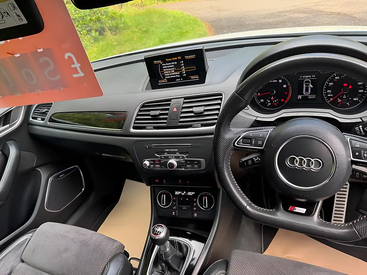 Used 2018 Audi Q3 Black Edition White - Interior and Exterior details 19