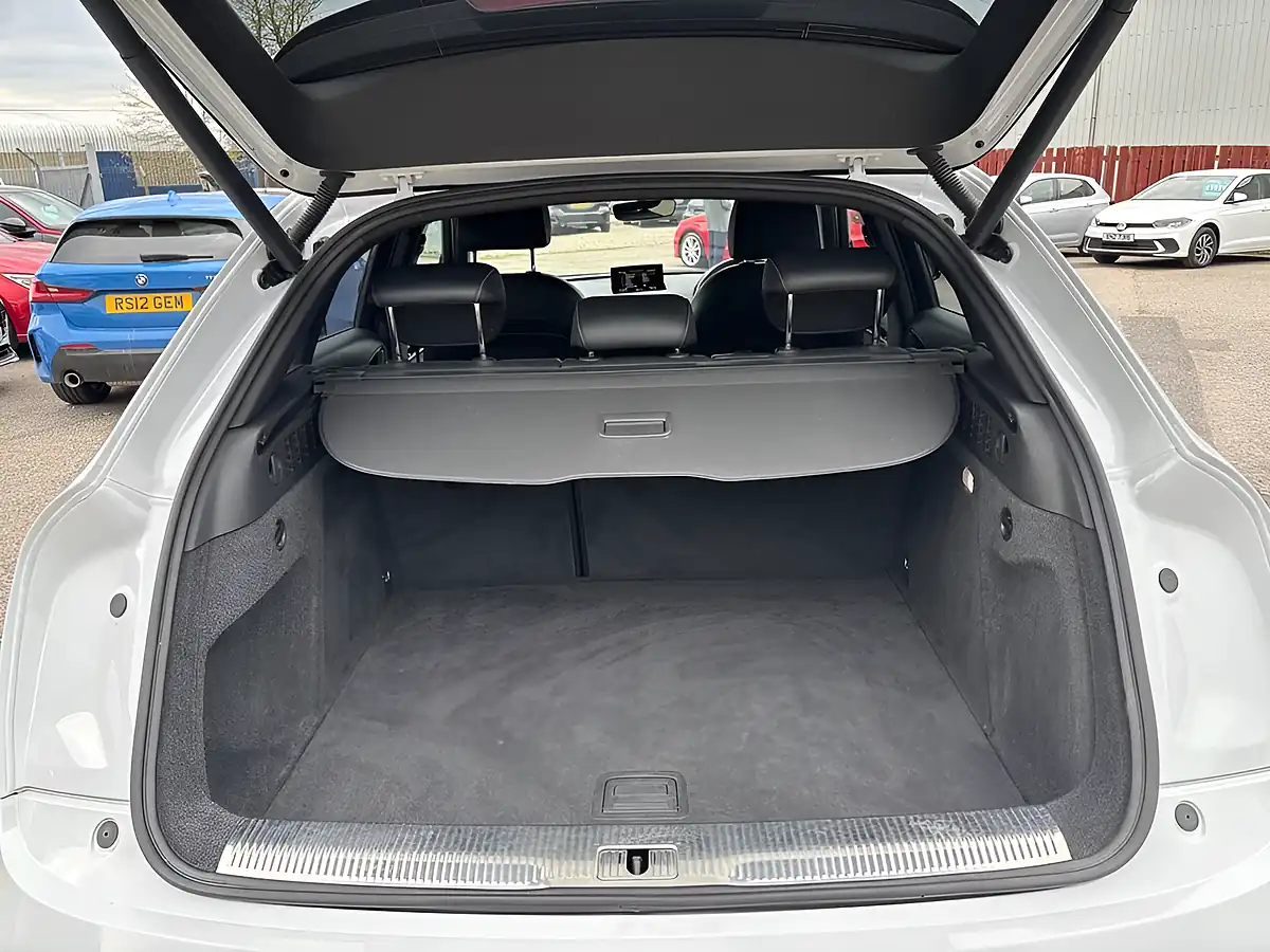 Used 2018 Audi Q3 Black Edition White - Interior and Exterior details 12