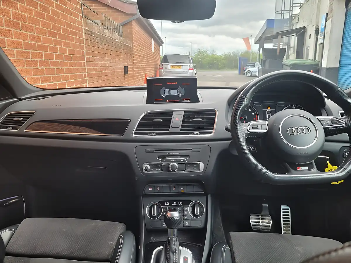 Used 2018 Audi Q3 Black Edition White - Interior and Exterior details 18
