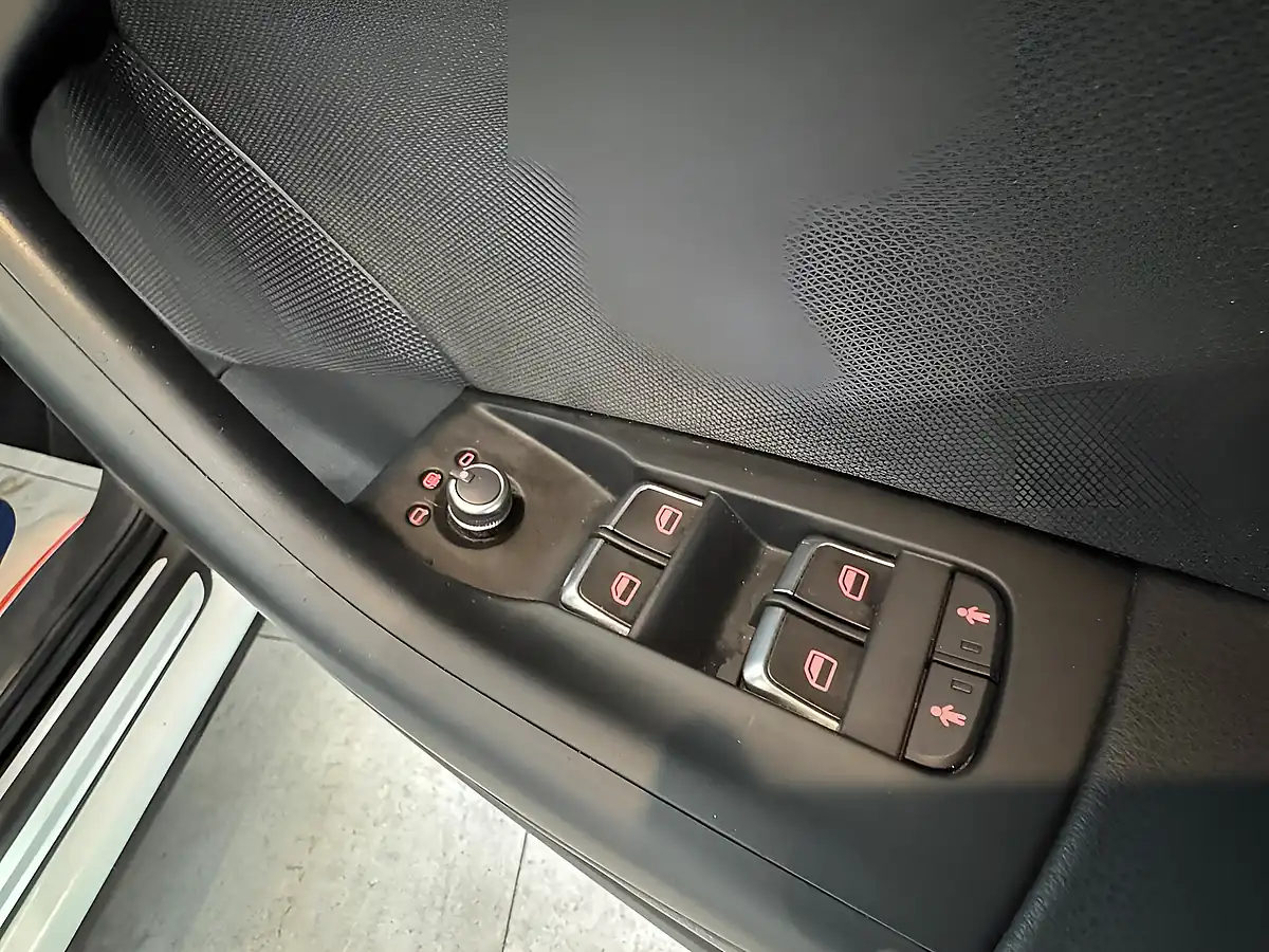 Used 2018 Audi Q3 Sport - Interior and Exterior details 17