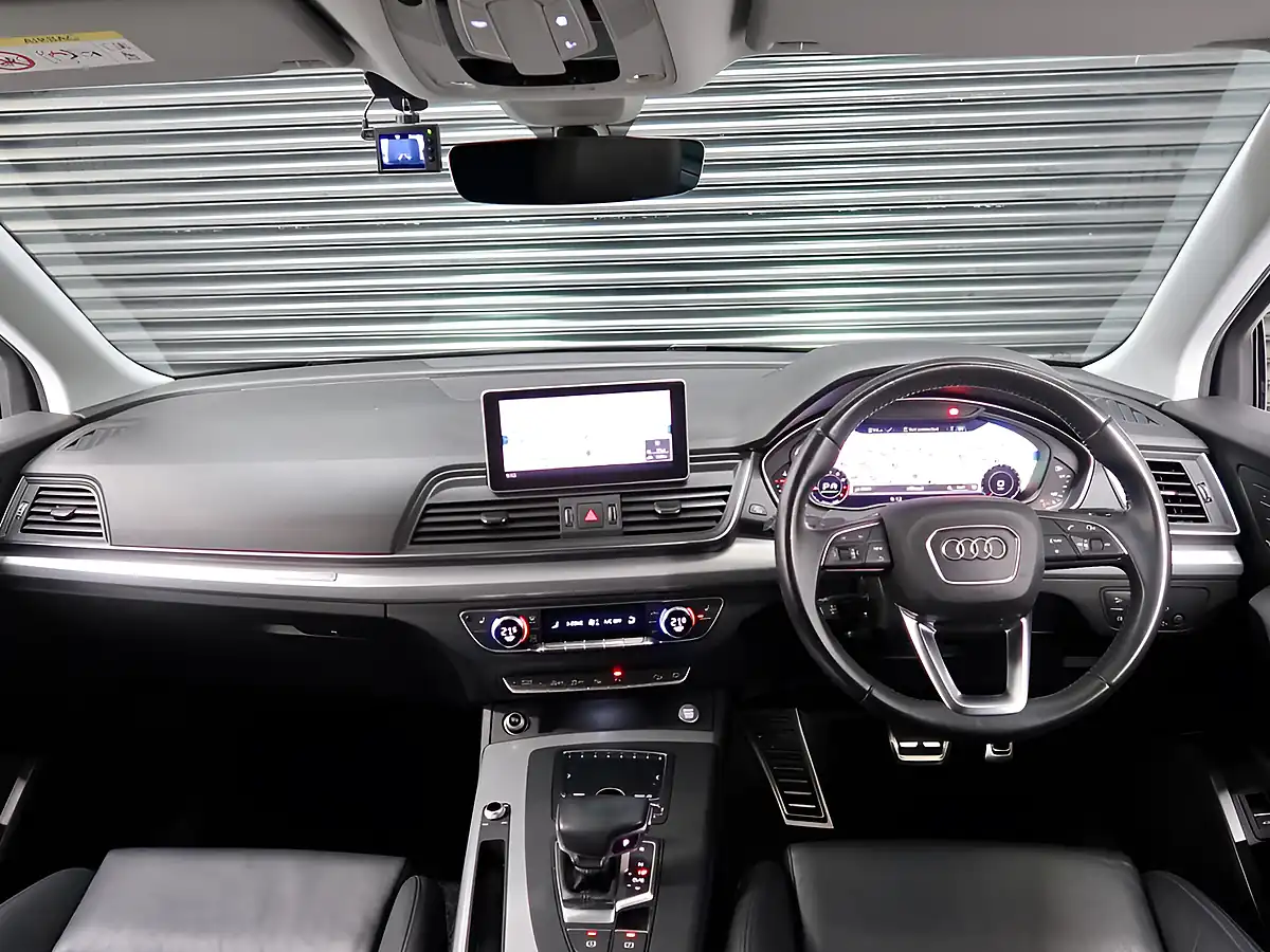 Used 2018 Audi Q5 Black Edition Black - Interior and Exterior details 10