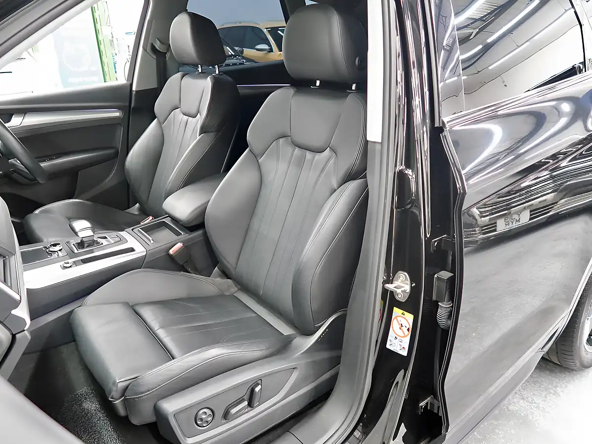 Used 2018 Audi Q5 Black Edition Black - Interior and Exterior details 18