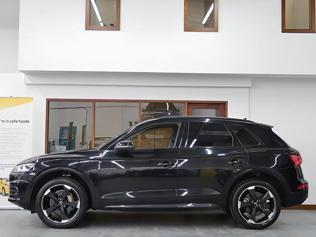 Used 2018 Audi Q5 Black Edition Black - Interior and Exterior details 8