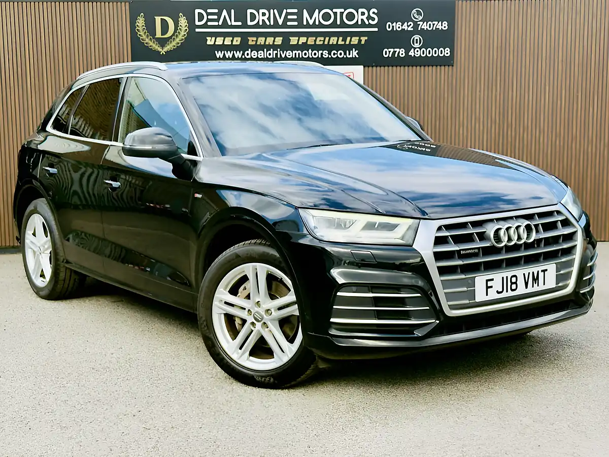 Used 2018 Audi Q5 S Line Black - Front View