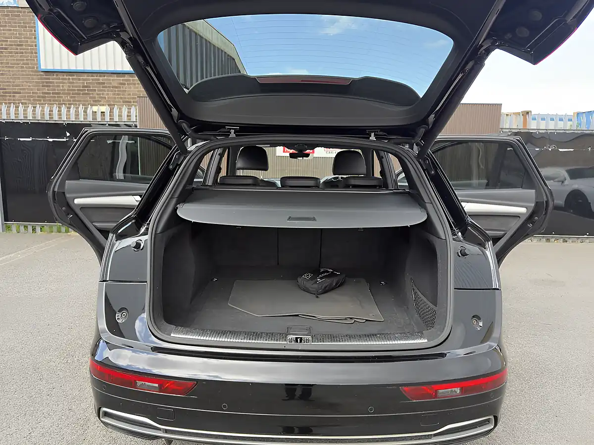 Used 2018 Audi Q5 S Line Black - Interior and Exterior details 11