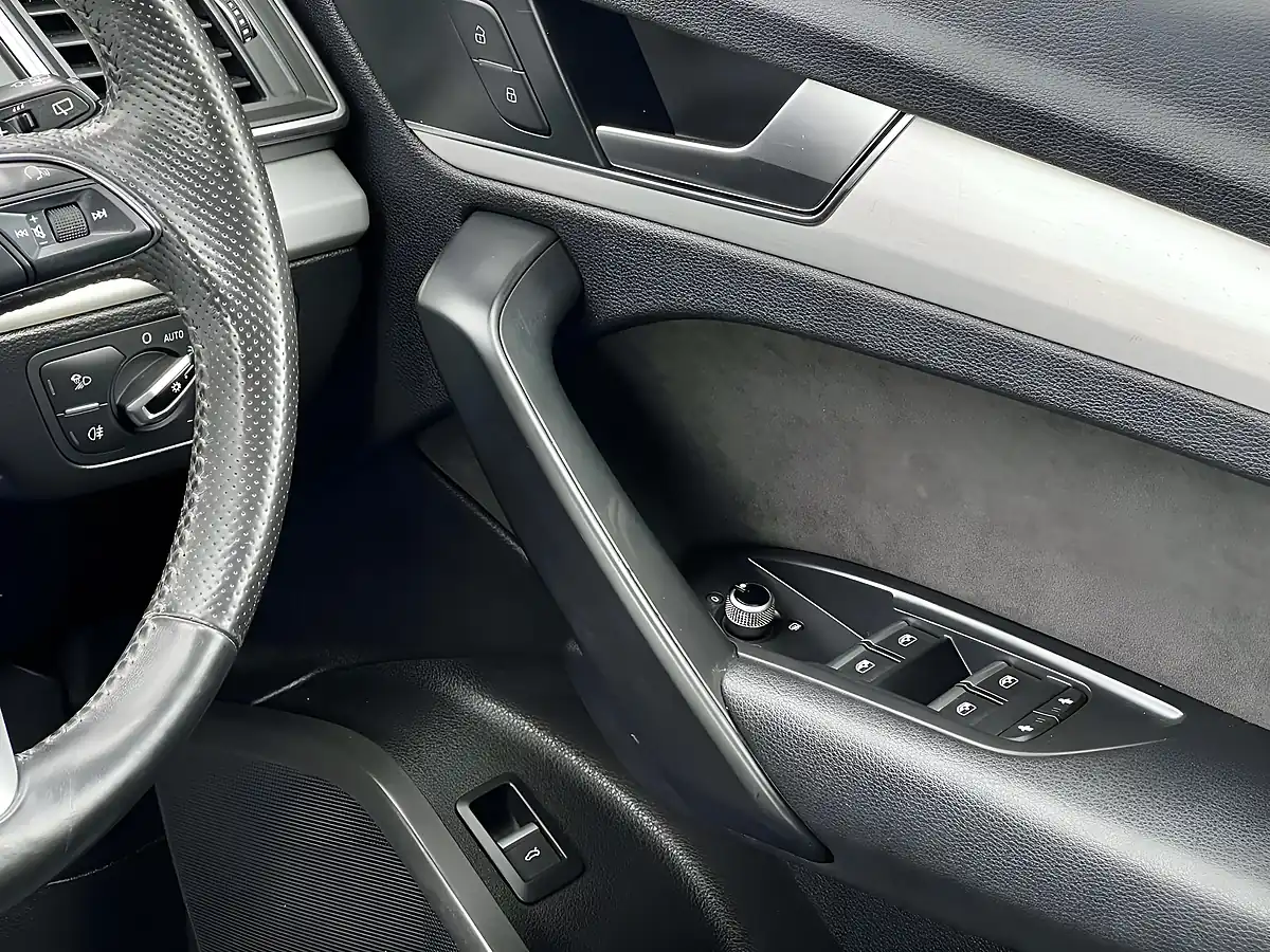 Used 2018 Audi Q5 S Line Black - Interior and Exterior details 20