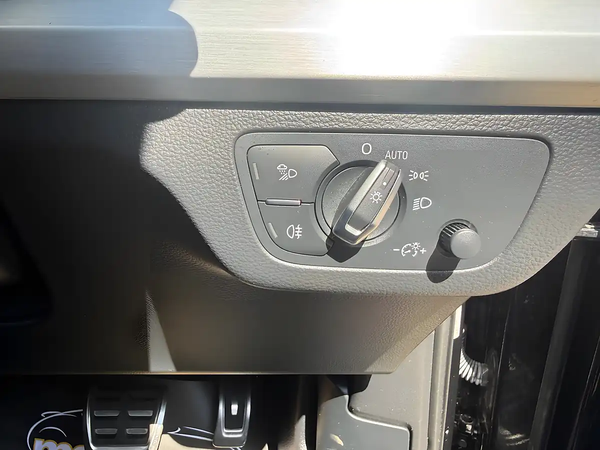 Used 2018 Audi Q5 S Line Black - Interior and Exterior details 14