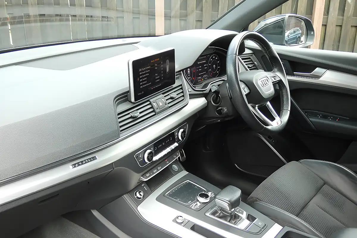 Used 2018 Audi Q5 S Line Black - Interior and Exterior details 13
