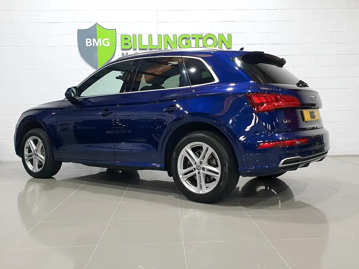 Used 2018 Audi Q5 S Line Blue - Interior and Exterior details 5