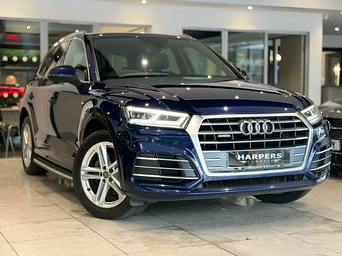 Used 2018 Audi Q5 S Line Blue - Front View