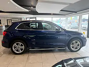 Used 2018 Audi Q5 S Line Blue - Interior and Exterior details 10
