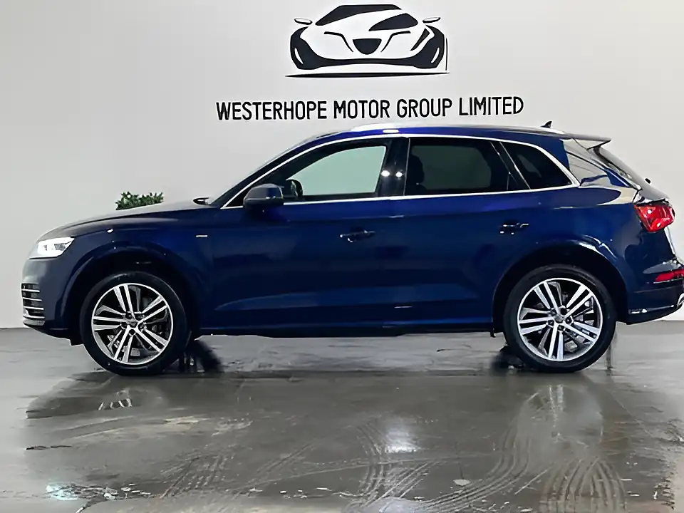Used 2018 Audi Q5 S Line Blue - Interior and Exterior details 13