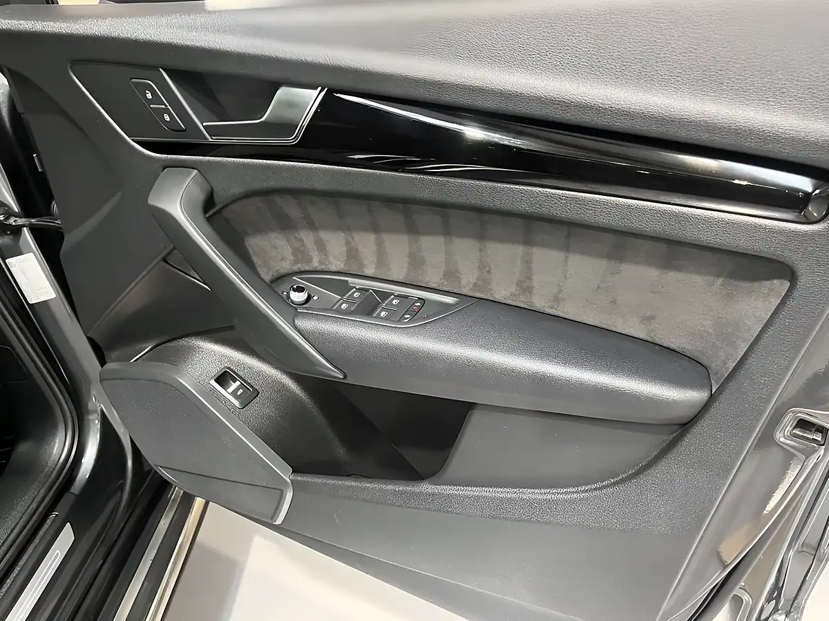 Used 2018 Audi Q5 S Line Daytona Grey - Interior and Exterior details 17