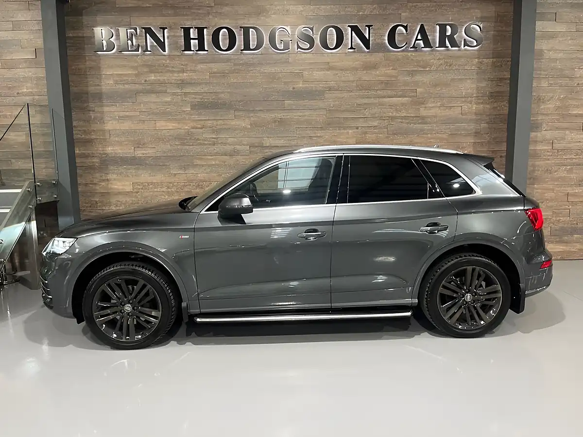 Used 2018 Audi Q5 S Line Daytona Grey - Interior and Exterior details 4