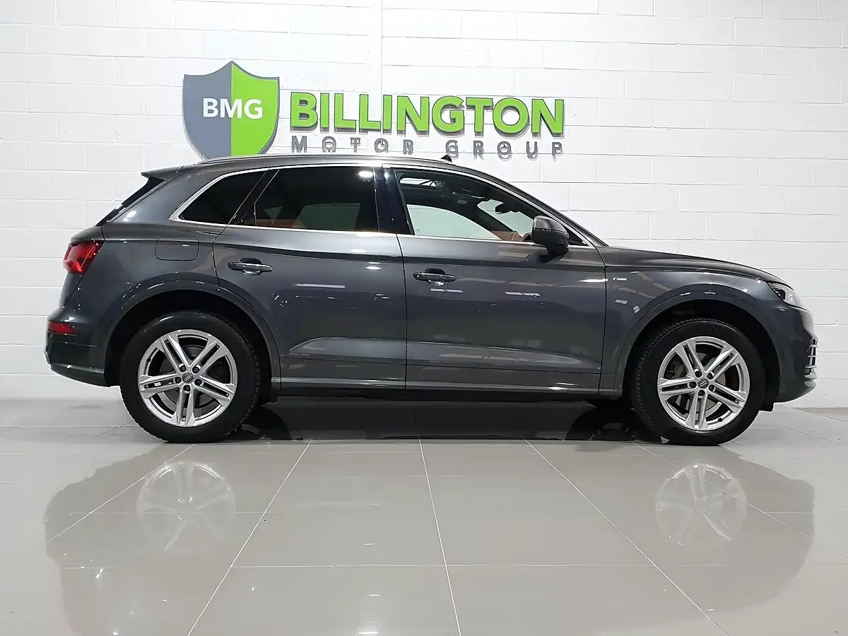 Used 2018 Audi Q5 S Line Daytona Grey - Interior and Exterior details 8