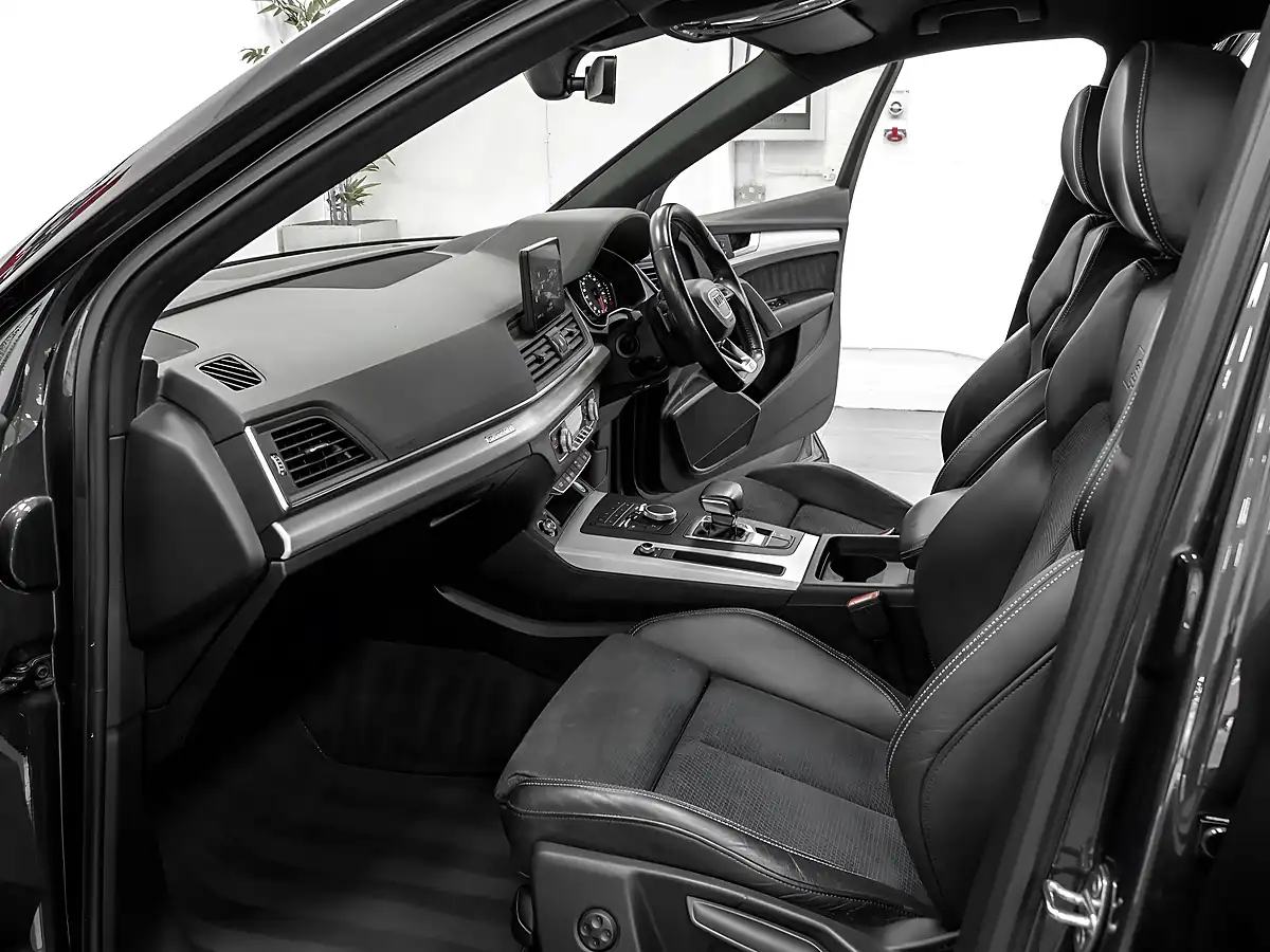 Used 2018 Audi Q5 S Line Manhattan Grey - Interior and Exterior details 15