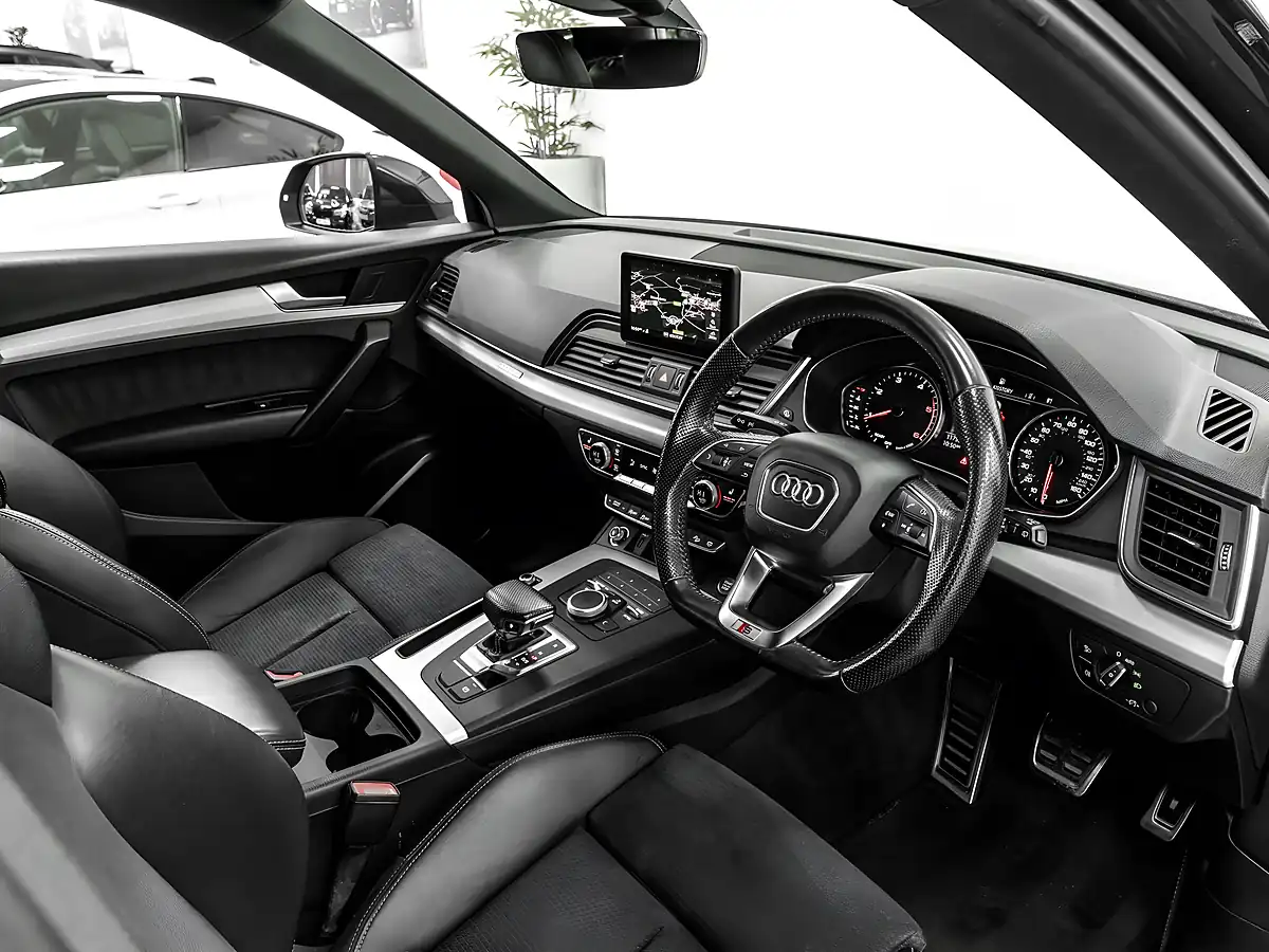 Used 2018 Audi Q5 S Line Manhattan Grey - Interior and Exterior details 16