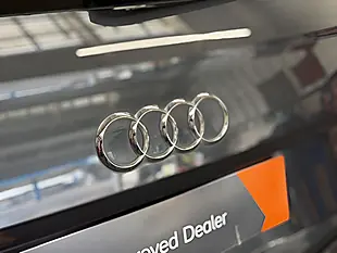 Used 2018 Audi Q5 S Line Manhattan Grey - Interior and Exterior details 12