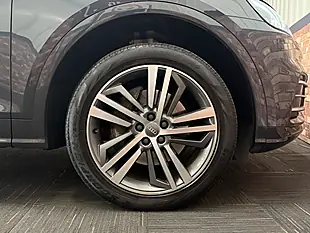 Used 2018 Audi Q5 S Line Manhattan Grey - Interior and Exterior details 14