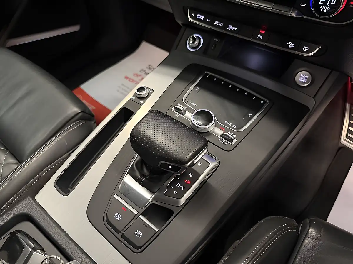 Used 2018 Audi Q5 S Line Manhattan Grey - Interior and Exterior details 17
