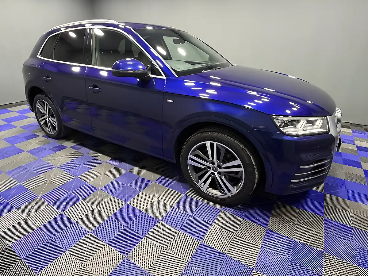 Used 2018 Audi Q5 S Line Nevarra Blue - Interior and Exterior details 5