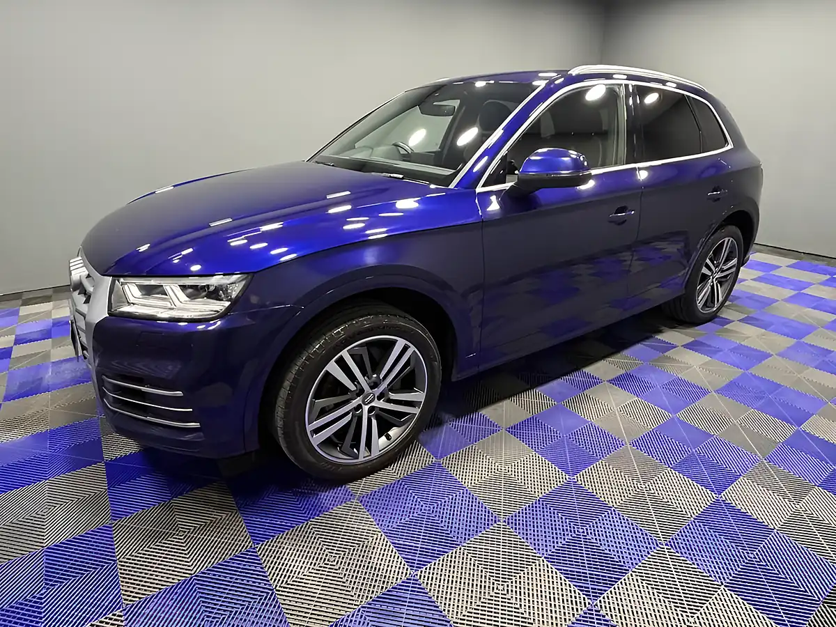 Used 2018 Audi Q5 S Line Nevarra Blue - Interior and Exterior details 6