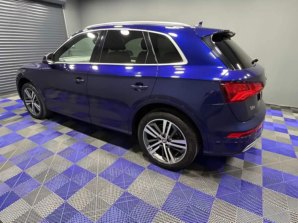 Used 2018 Audi Q5 S Line Nevarra Blue - Interior and Exterior details 8