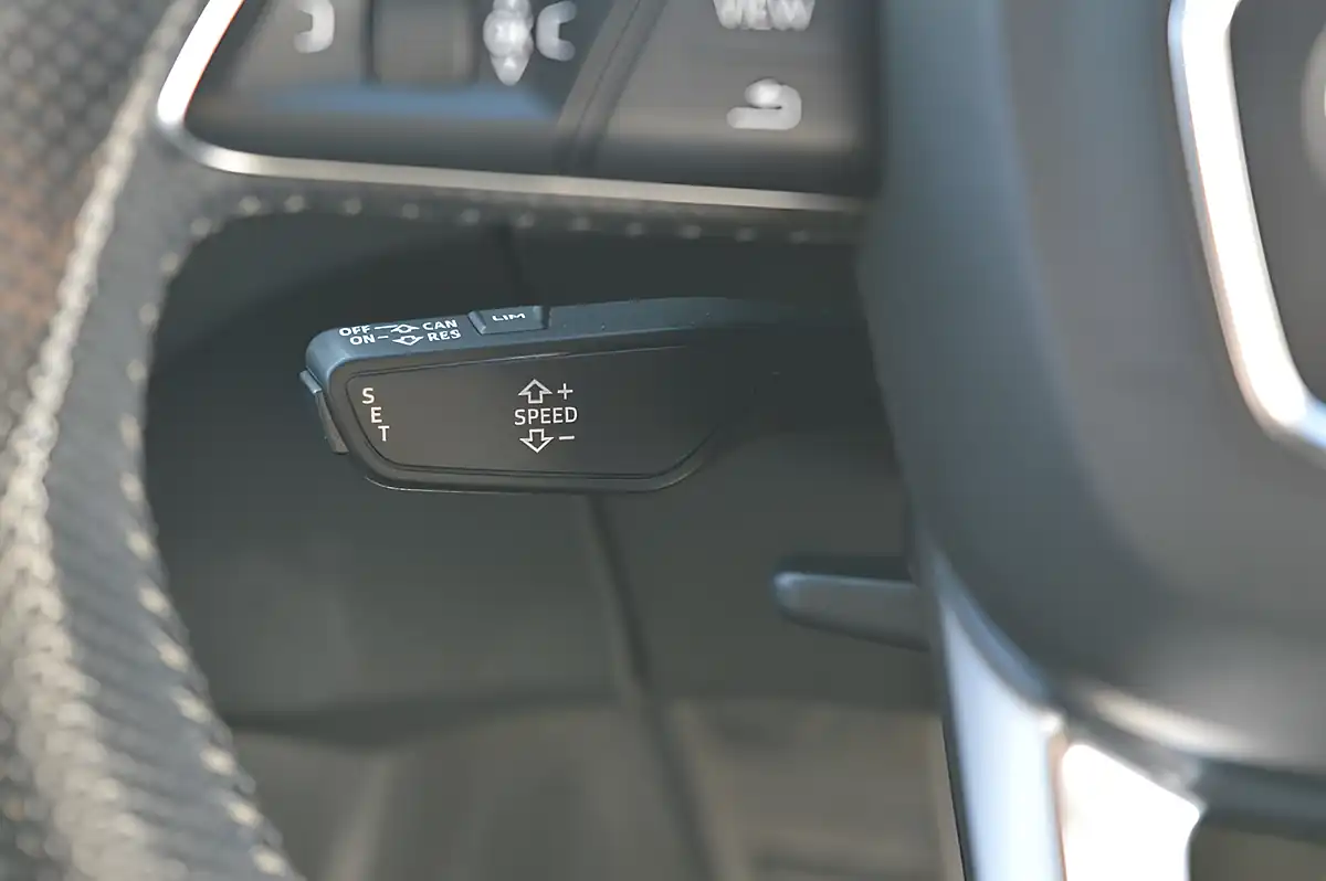 Used 2018 Audi Q5 S Line Silver - Interior and Exterior details 14