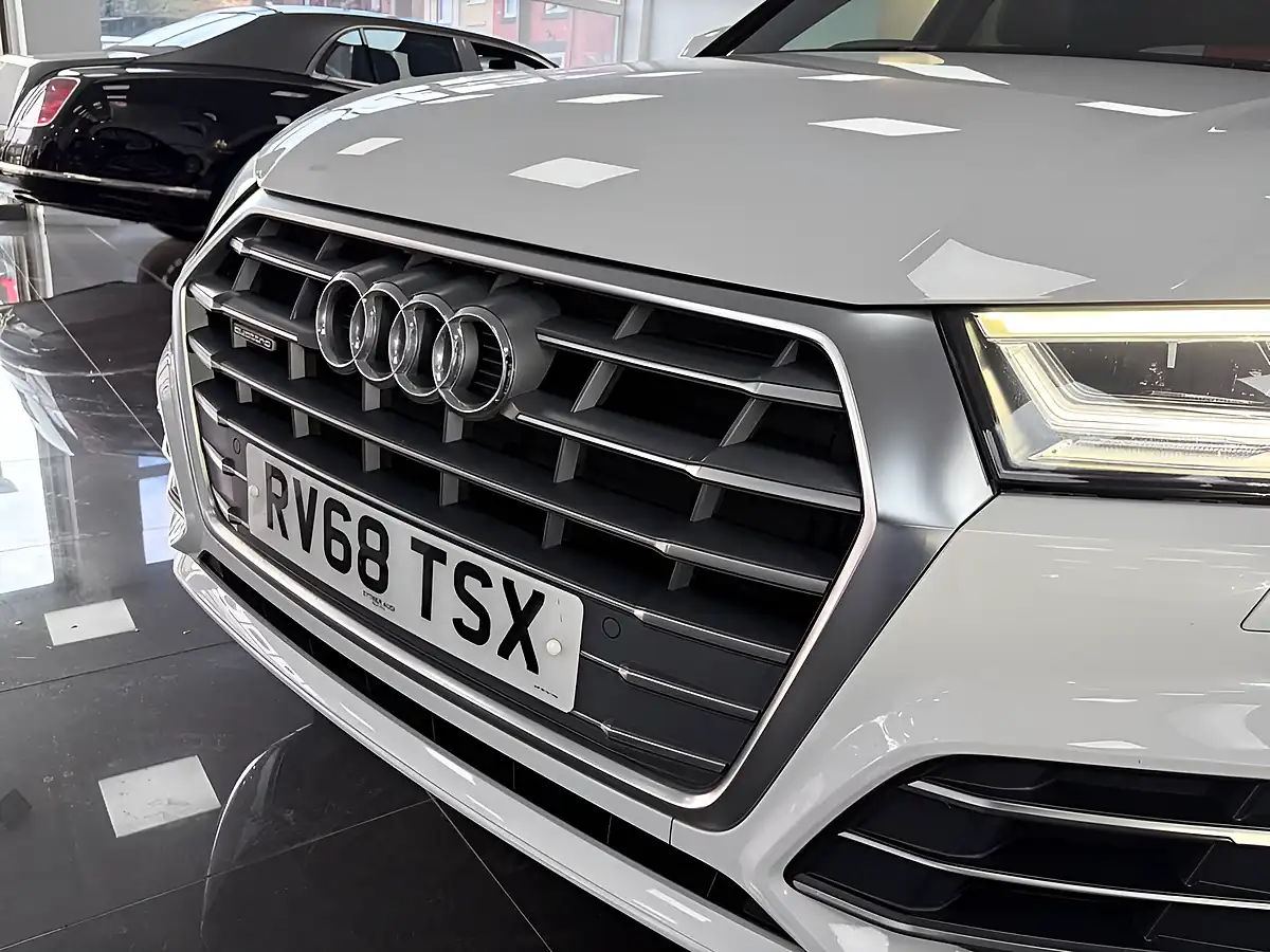 Used 2018 Audi Q5 S Line White - Interior and Exterior details 12