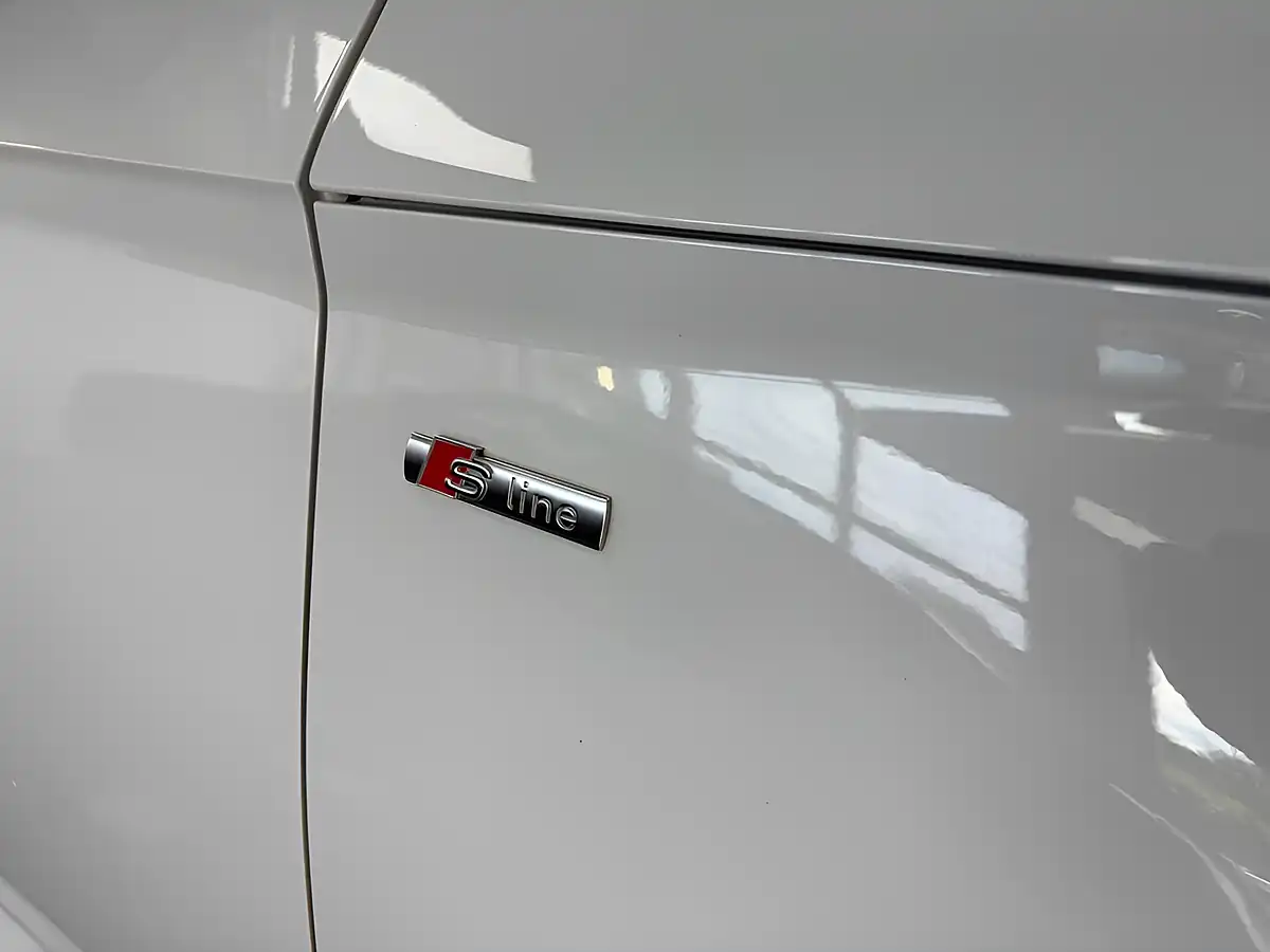 Used 2018 Audi Q5 S Line White - Interior and Exterior details 18