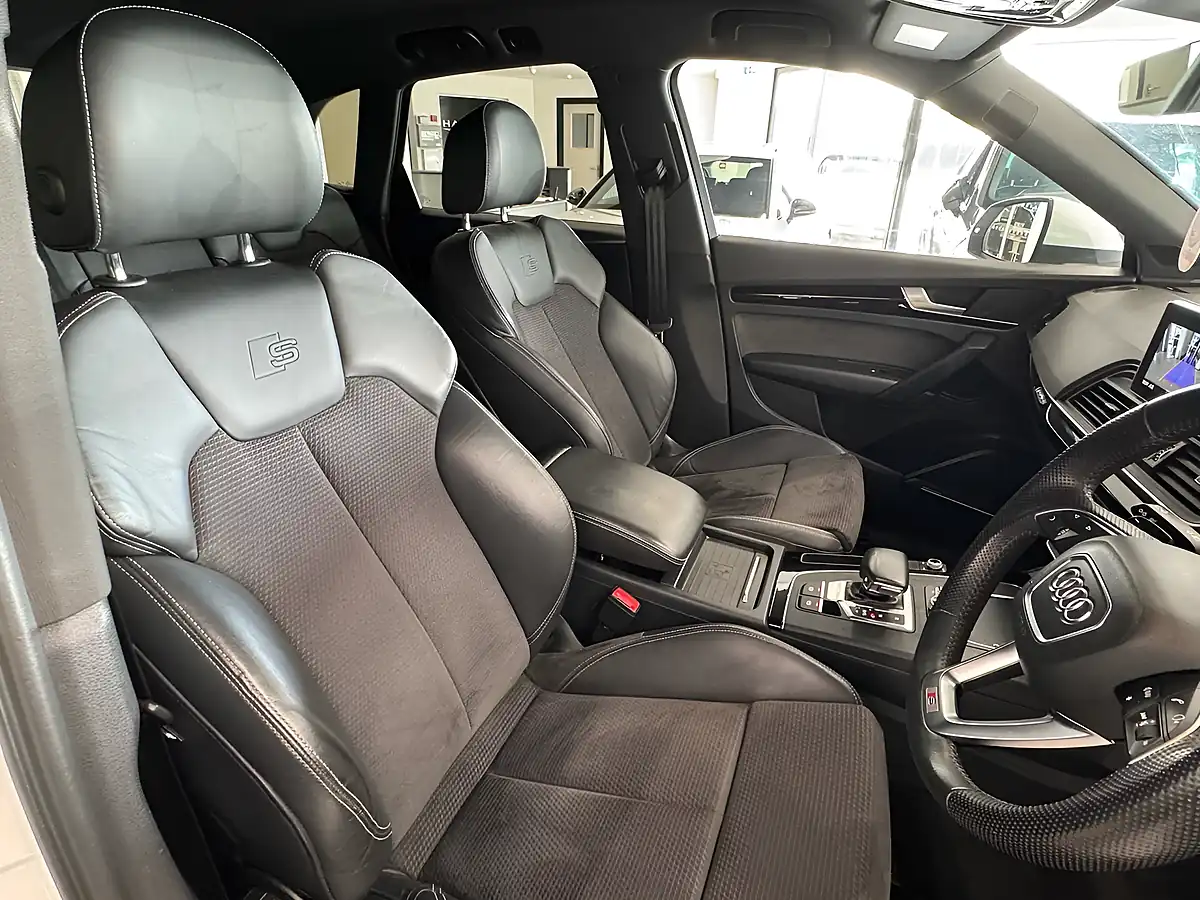 Used 2018 Audi Q5 S Line White - Interior and Exterior details 10