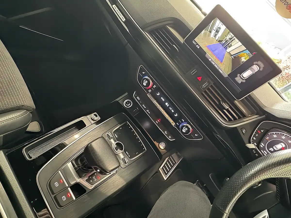 Used 2018 Audi Q5 S Line White - Interior and Exterior details 12