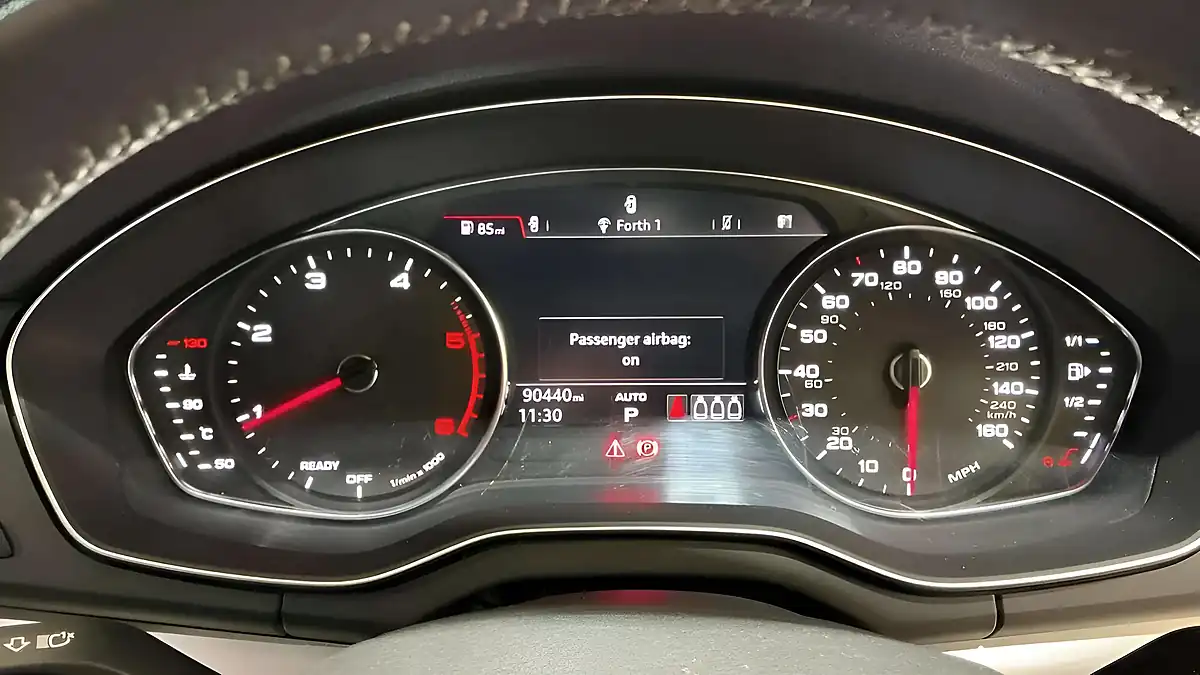 Used 2018 Audi Q5 S Line White - Interior and Exterior details 6