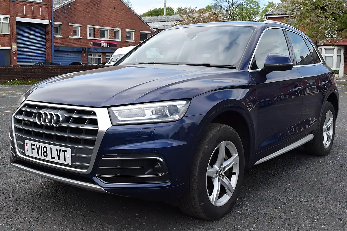 Used 2018 Audi Q5 Sport Blue - Interior and Exterior details 12