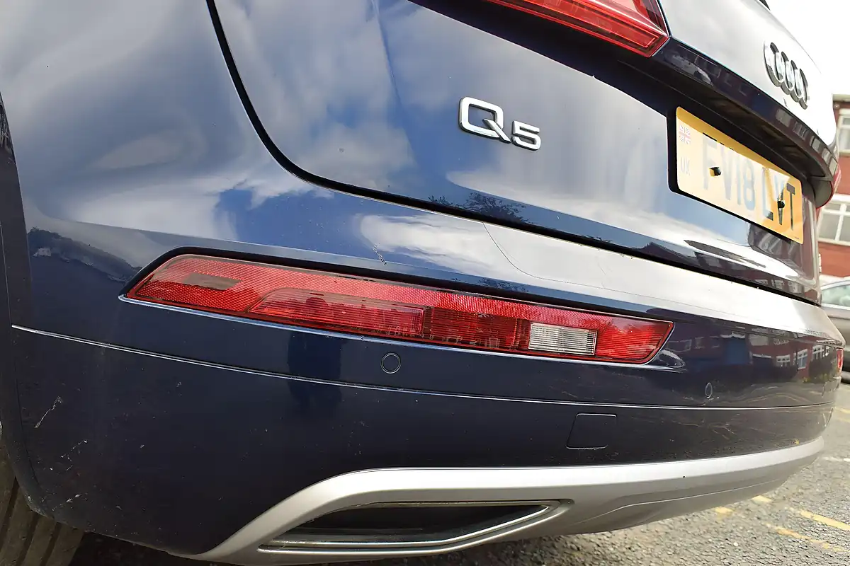 Used 2018 Audi Q5 Sport Blue - Interior and Exterior details 15