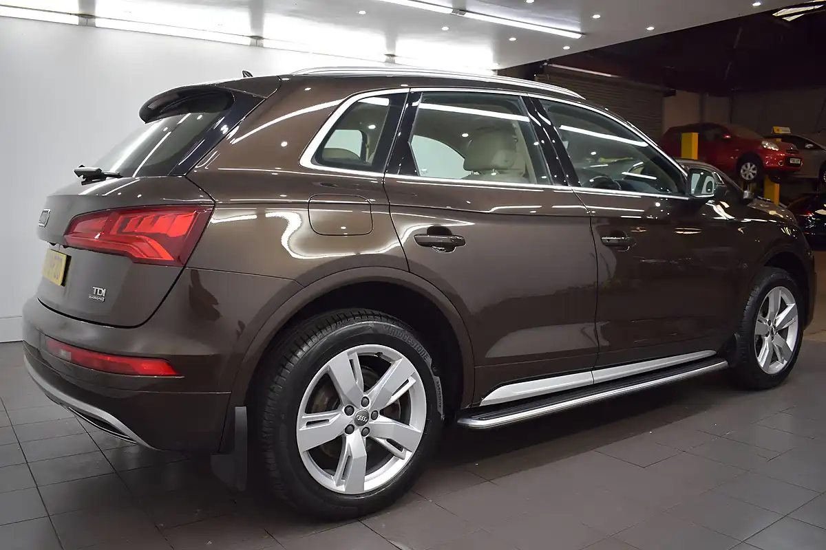 Used 2018 Audi Q5 Sport Brown - Interior and Exterior details 10
