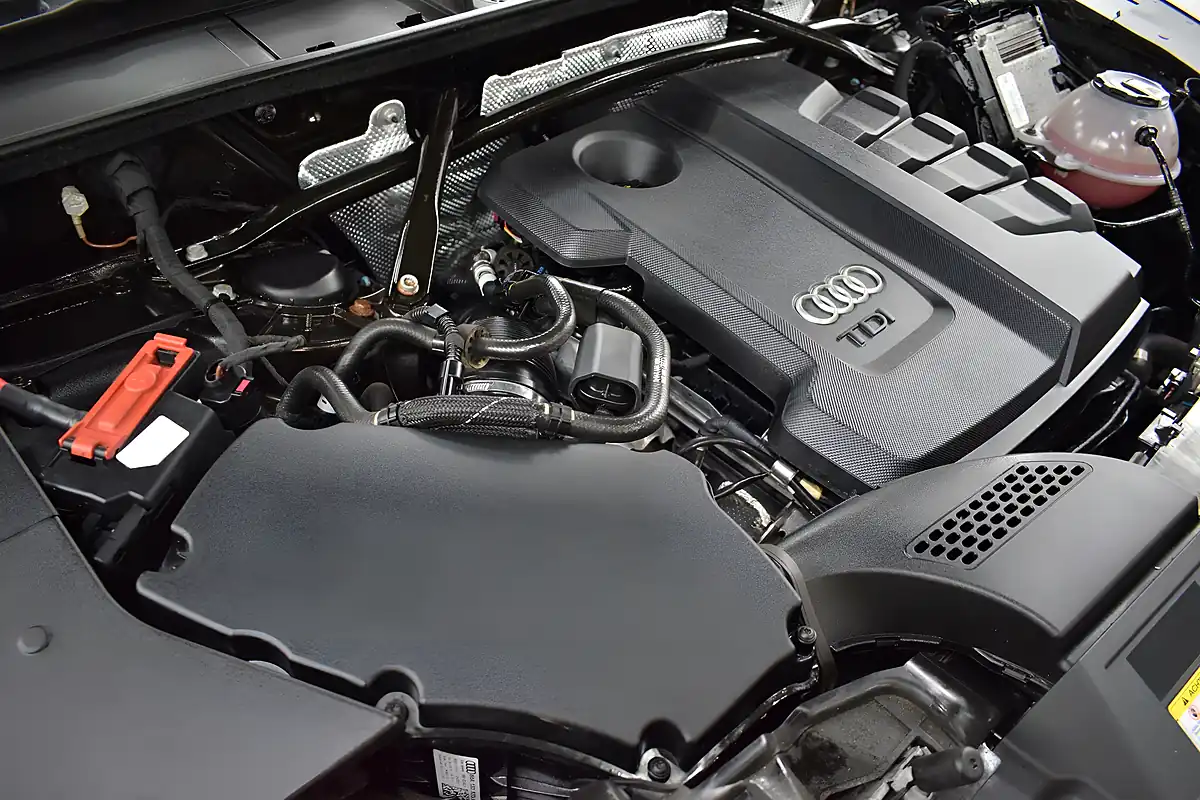 Used 2018 Audi Q5 Sport Brown - Interior and Exterior details 9