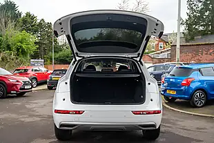 Used 2018 Audi Q5 Sport Glacier White - Interior and Exterior details 15