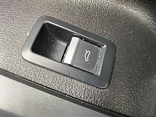 Used 2018 Audi Q5 Sport Red - Interior and Exterior details 15