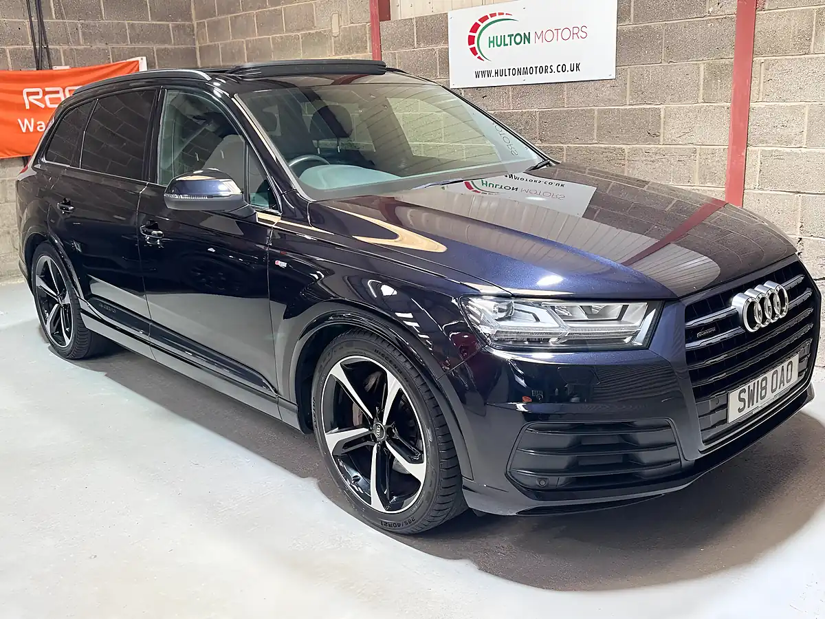 Used 2018 Audi Q7 Black Edition Black - Front View