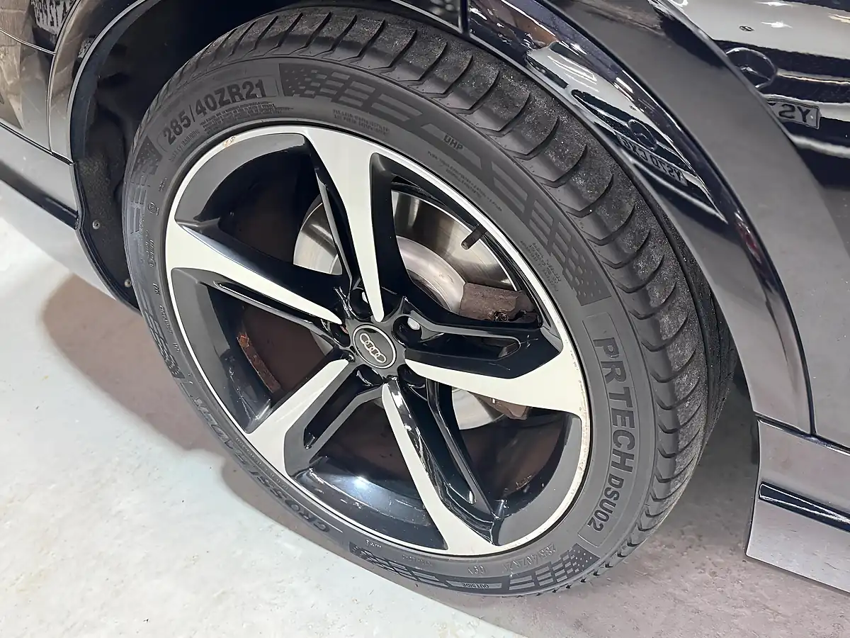 Used 2018 Audi Q7 Black Edition Black - Interior and Exterior details 20
