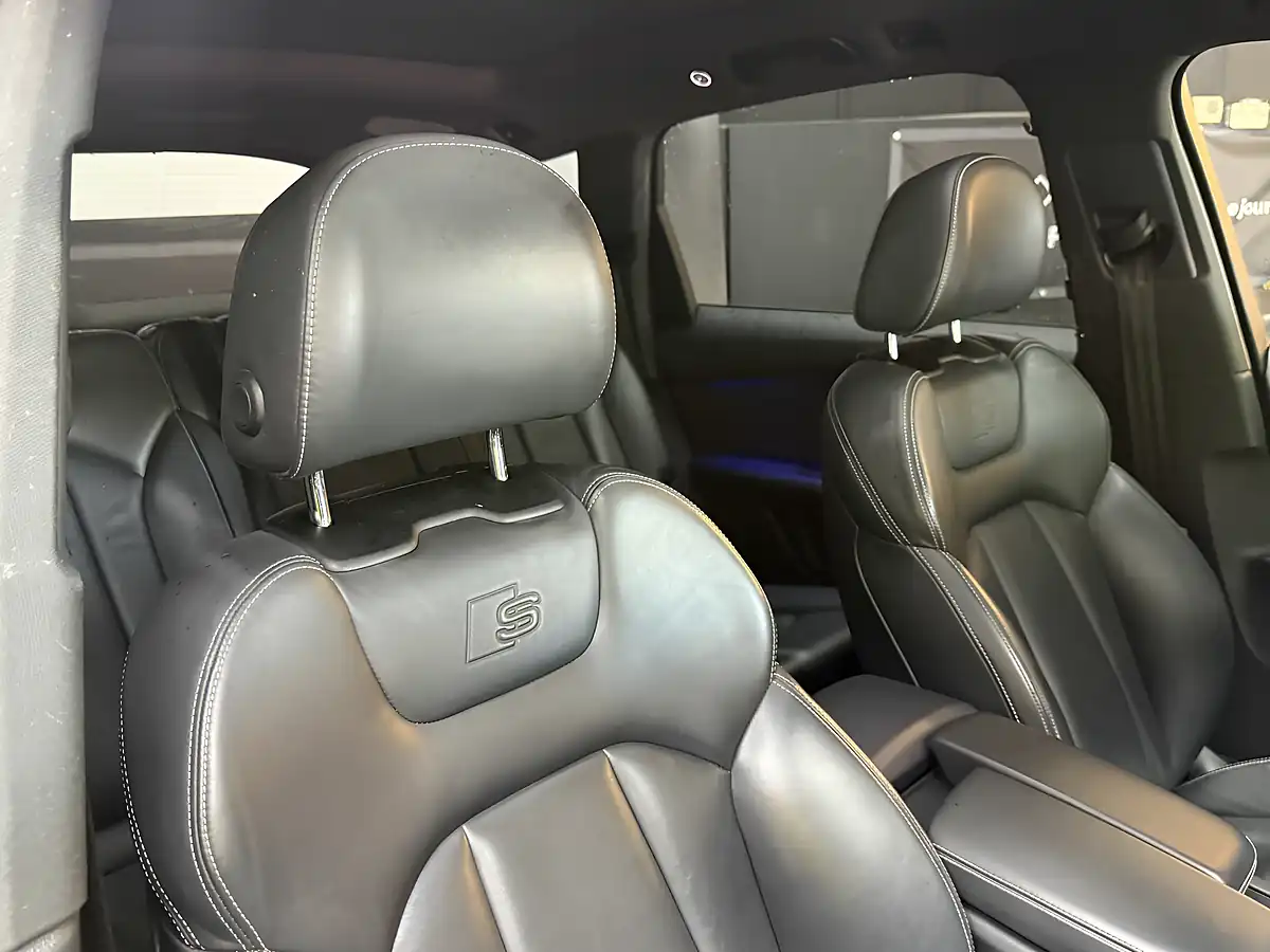 Used 2018 Audi Q7 Black Edition Black - Interior and Exterior details 15