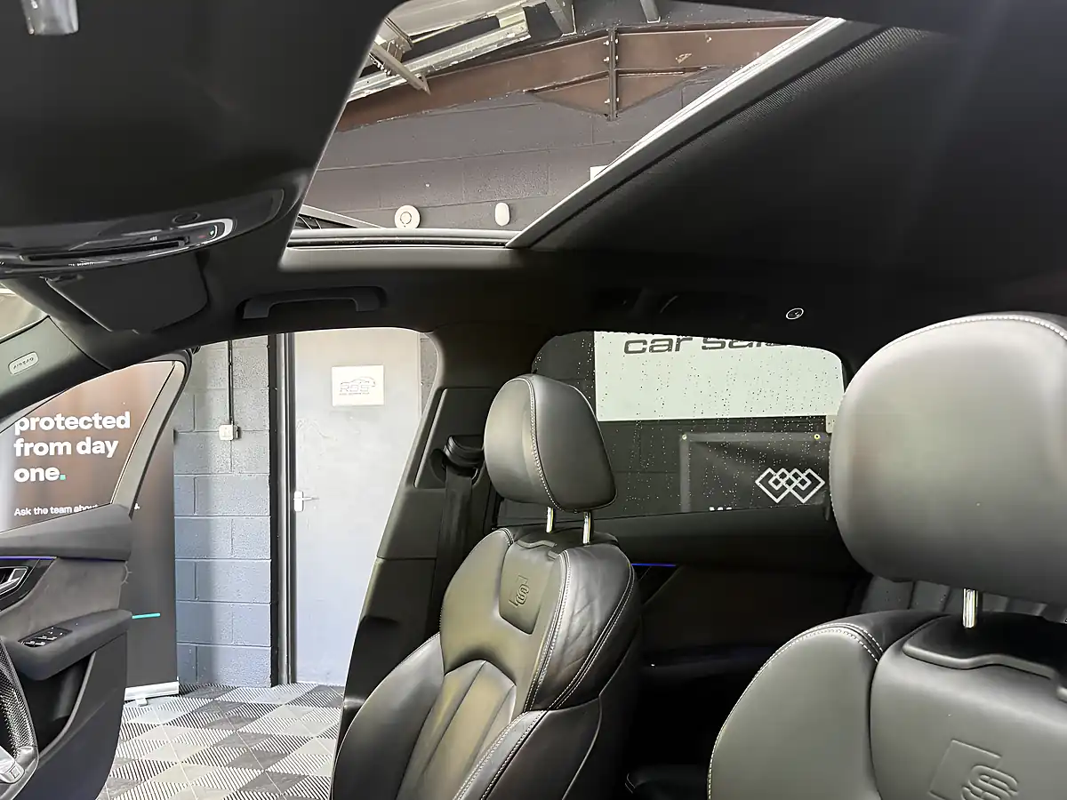 Used 2018 Audi Q7 Black Edition Black - Interior and Exterior details 19