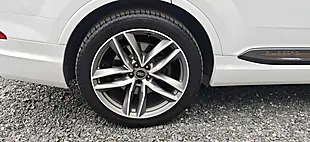 Used 2018 Audi Q7 Black Edition Glacier White - Interior and Exterior details 14